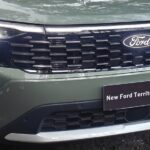 led strip with illuminated ford badge
